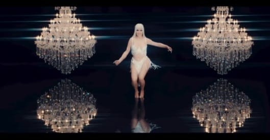 Chandeliers for Video – Style your video content